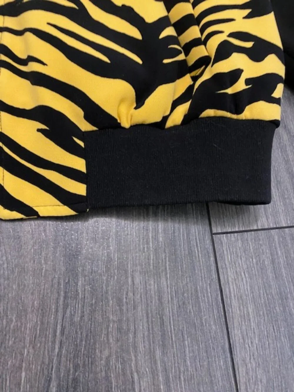Moschino Zebra Print Cropped Bomber Jacket Size 6 NWT